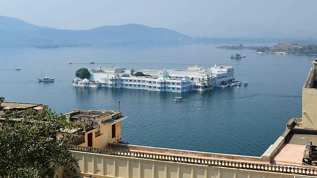 pichola jheel